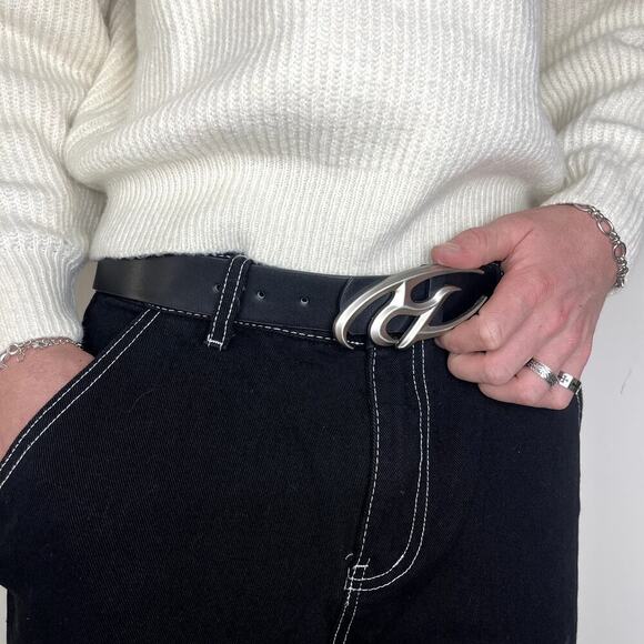 y2k 2000s chrome star futuristic cross emblem black grunge silver emo belt - Picture 3 of 6